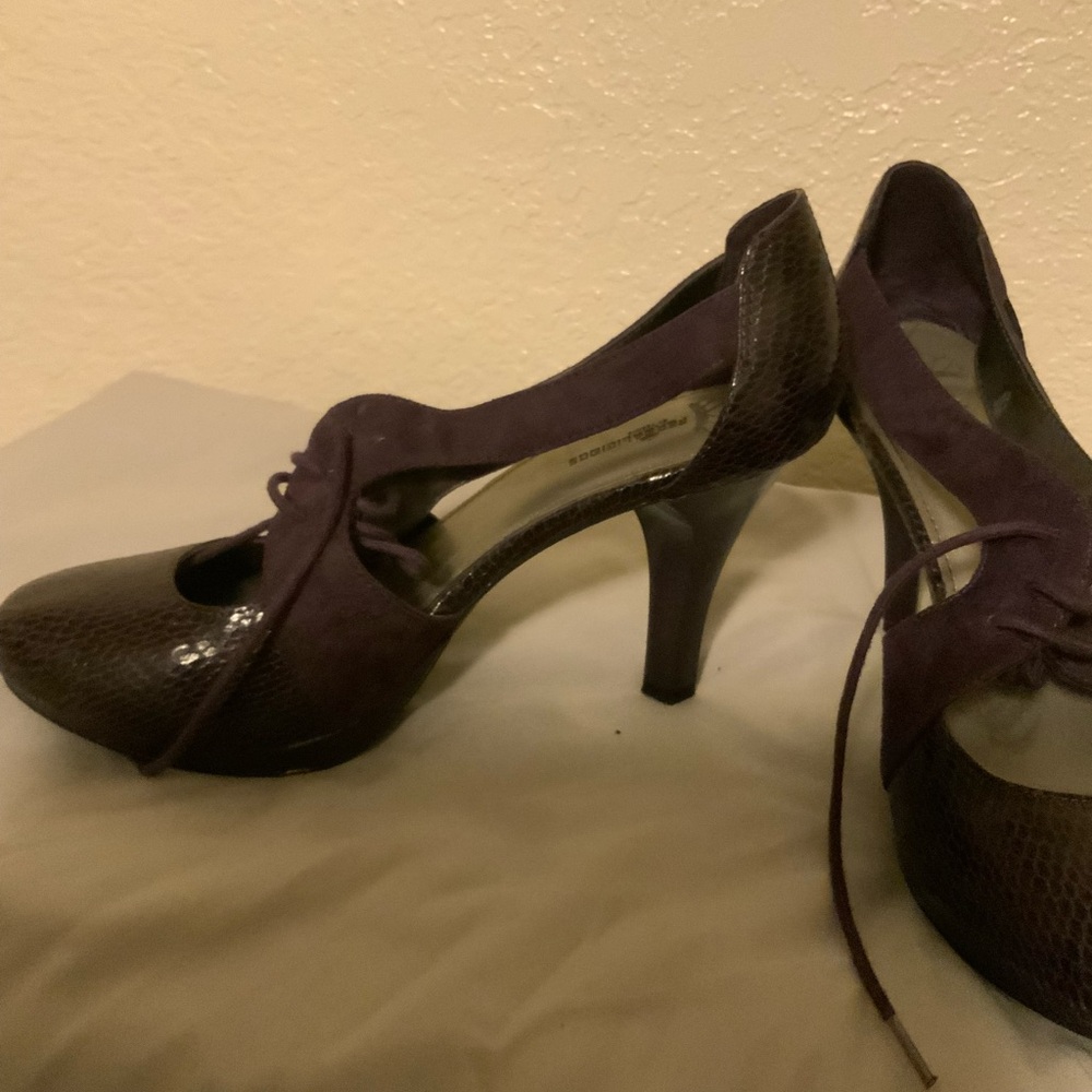 Fergalicious purple plum pumps